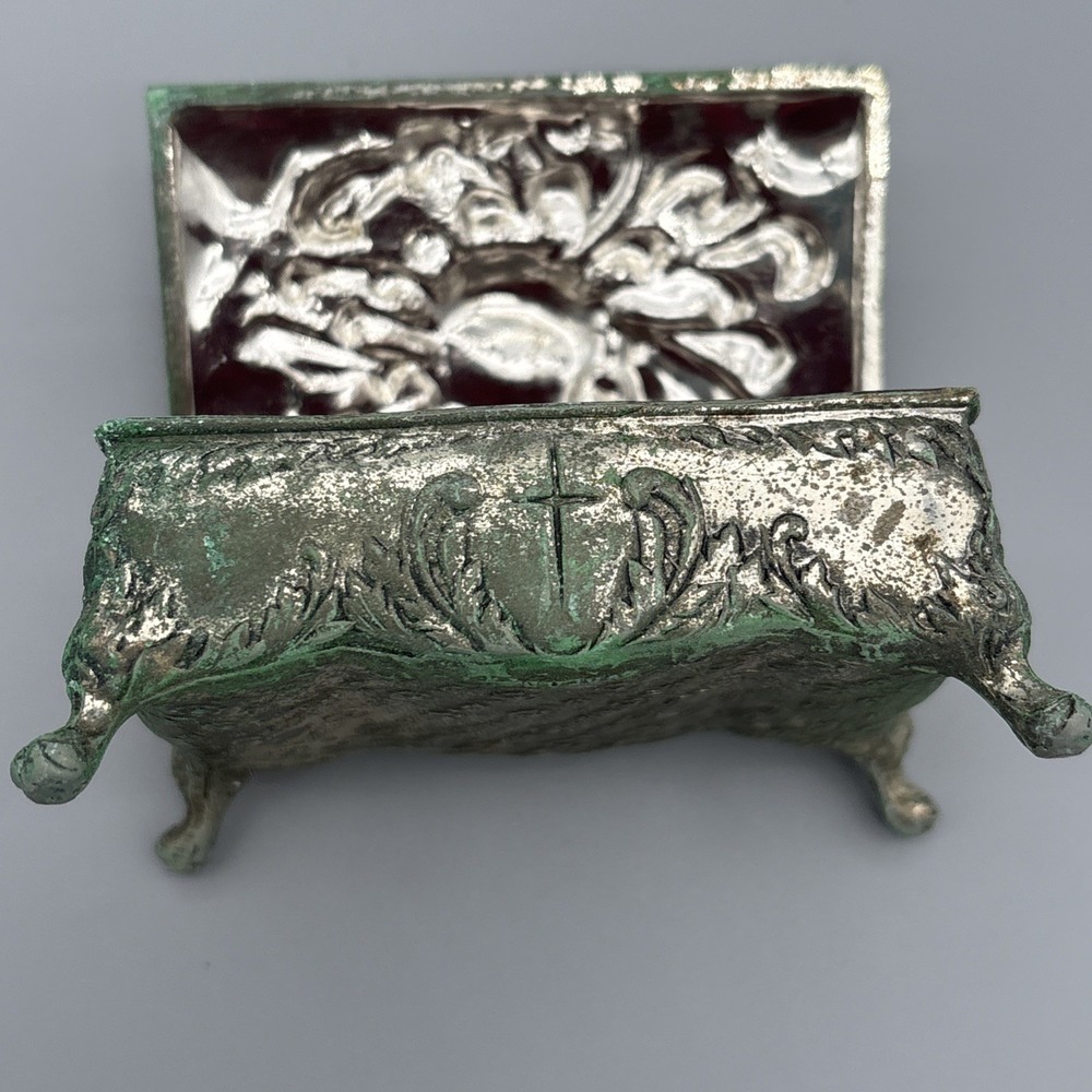 Vintage Metal Jewelry Box Trinket Footed Velvet Lining Cross Religious Patina - Picture 8 of 13